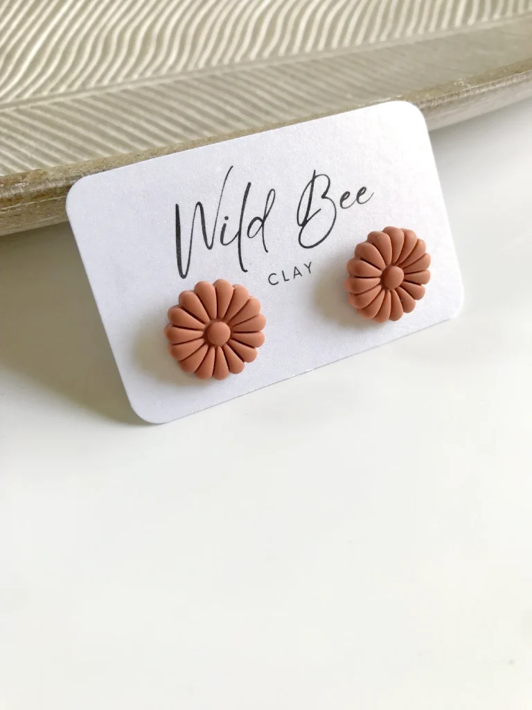 Daisy warm beige 1