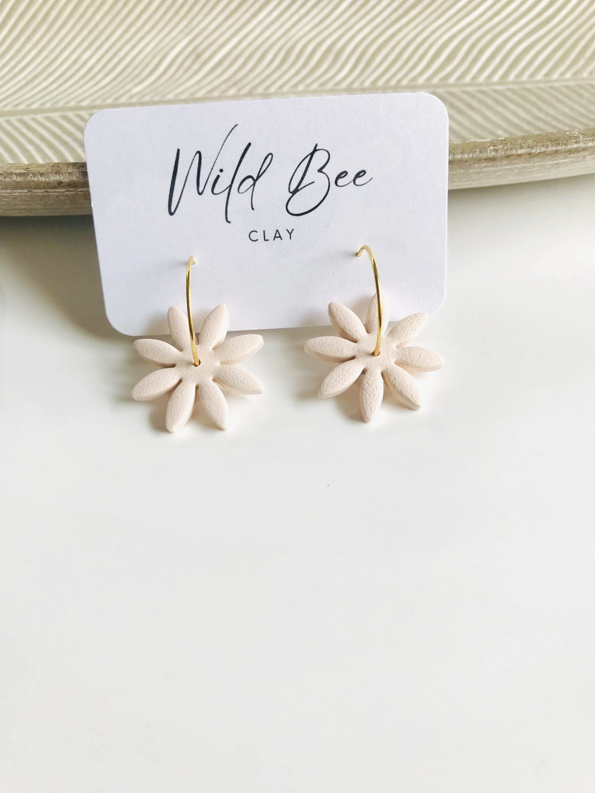 Flower Hoops 5 flower hoops linen 4